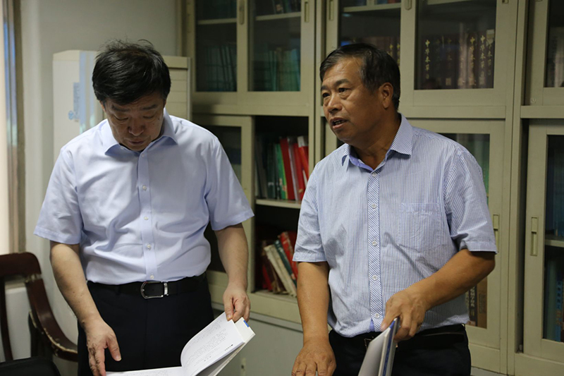 保定市委常委、紀(jì)委書記、監(jiān)委主任周省時來藥都制藥集團調(diào)研