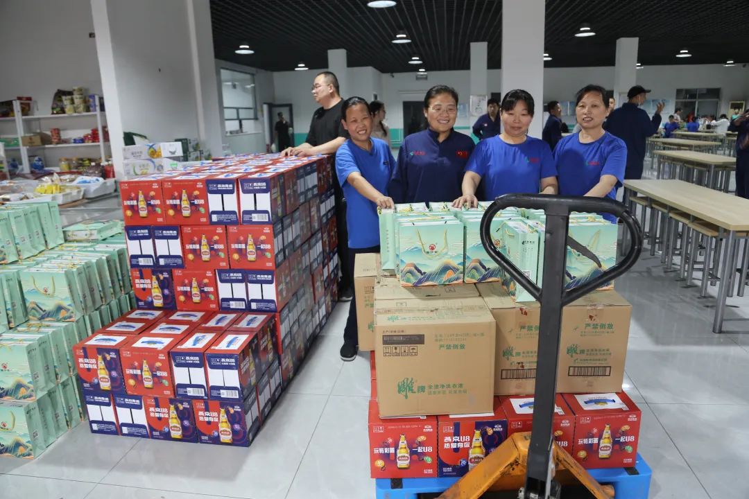 夏至，關(guān)愛至